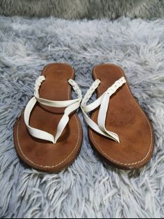 GIL Brown Leather Flat Sandals
