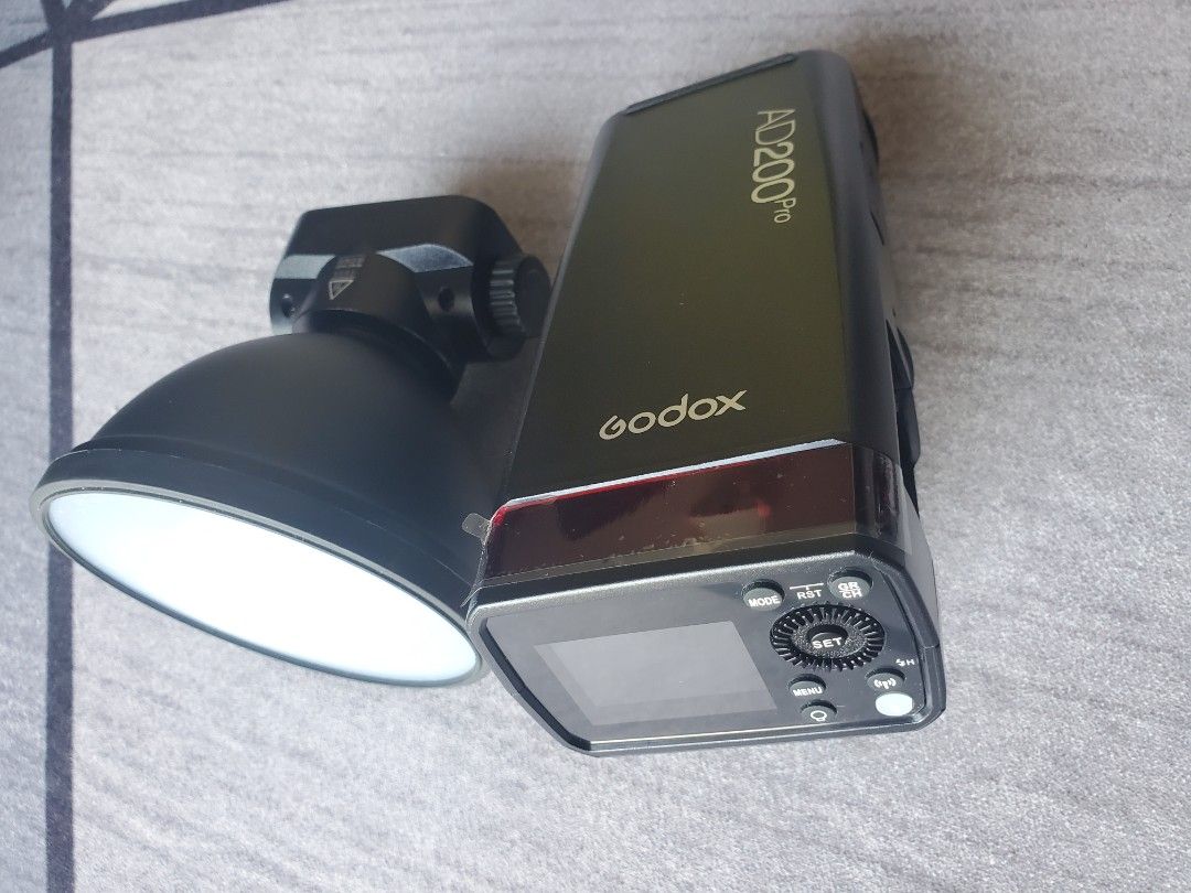 Godox AD200Pro with basic studio setup, Photography, Photography