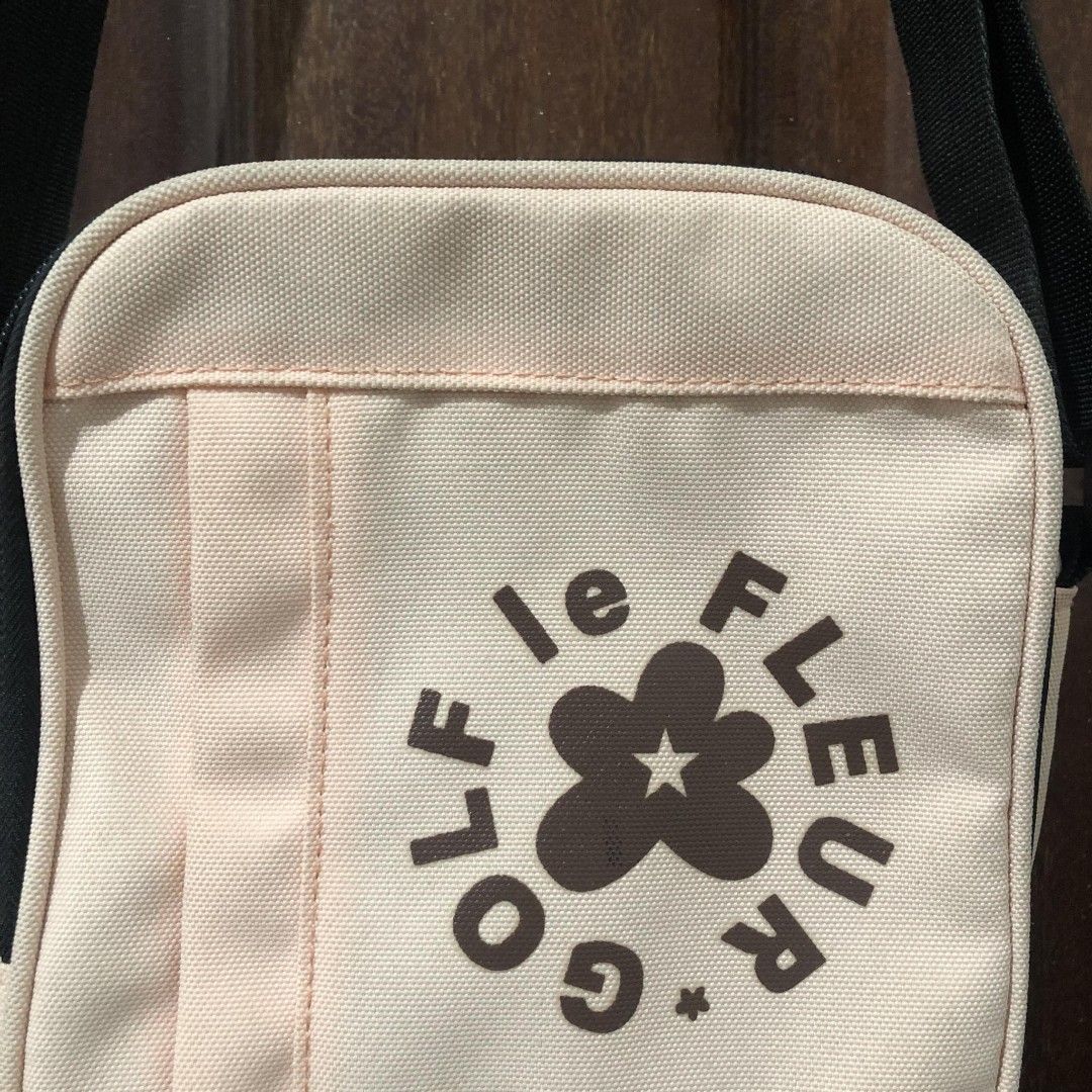 Golf Le Fleur sling bag