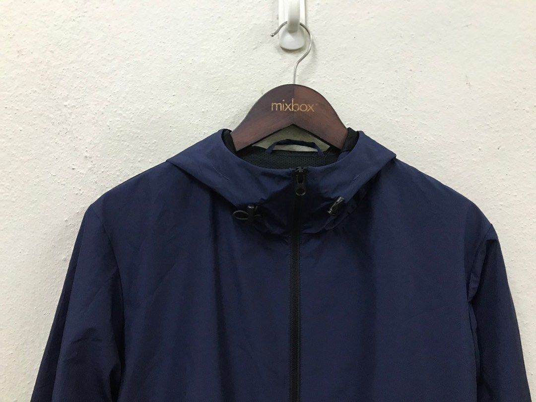GU windbreaker Jacket (Navy), Men's Fashion, Coats, Jackets and ...
