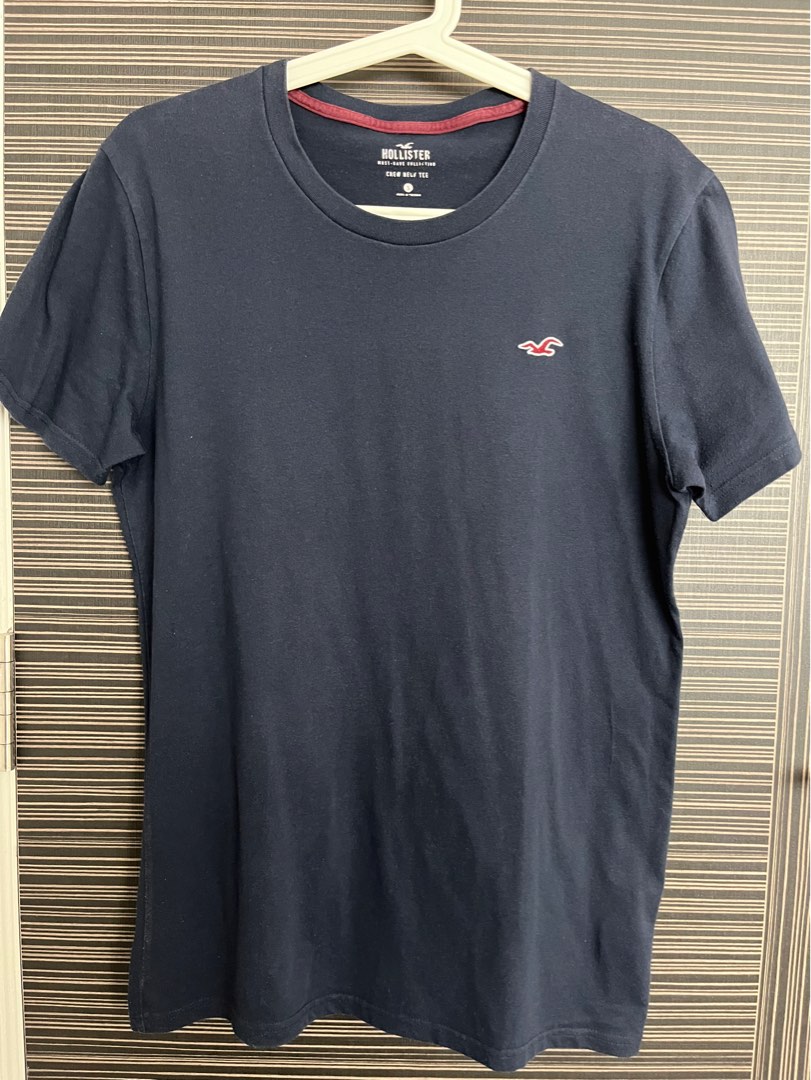 Hollister navy deals blue shirt