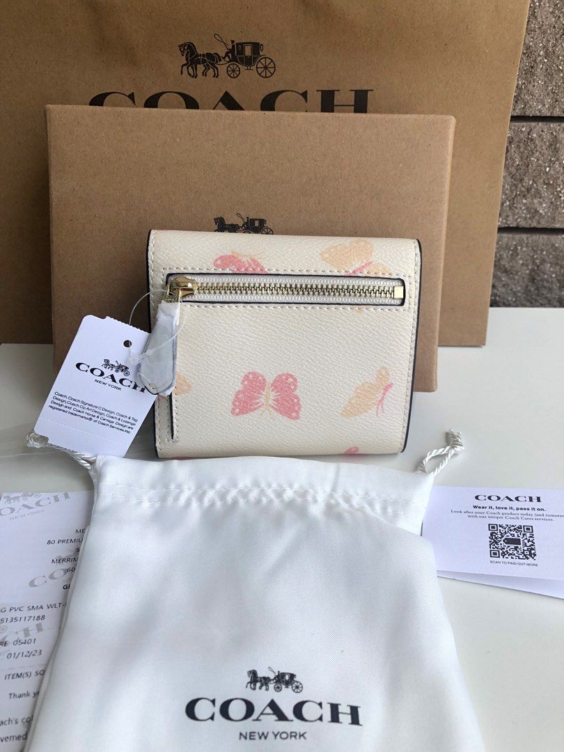 🍀Coach small trifold wallet chalk gold with butterfly print 🍀GET