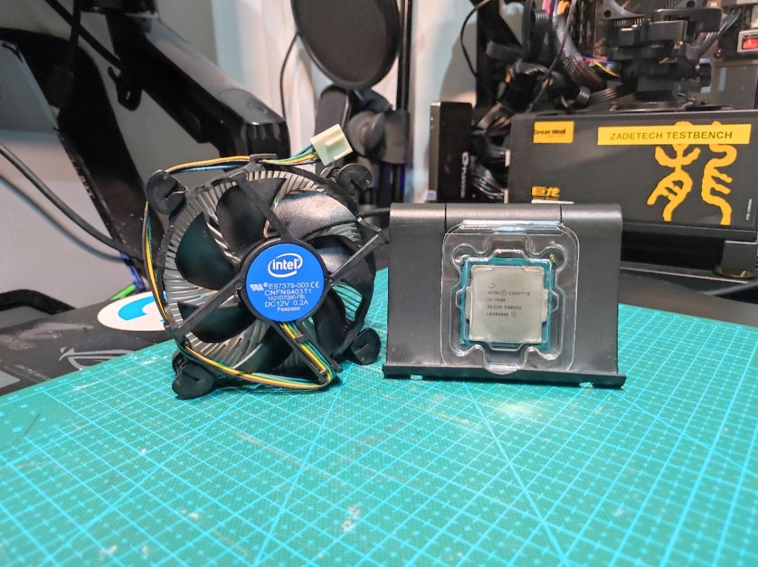 Intel Core i5-7400 3GHz~3.5GHz (4C/4T) LGA1151 With Stock Cooler