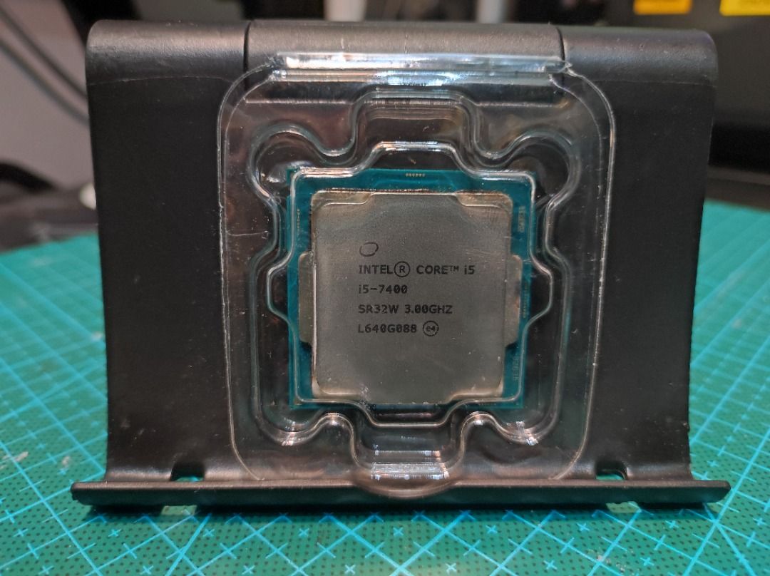 Intel Core i5-7400 3GHz~3.5GHz (4C/4T) LGA1151 With Stock Cooler ...