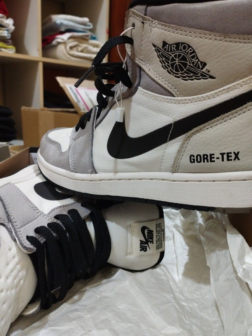 Jordan 1 light 2024 bone on feet