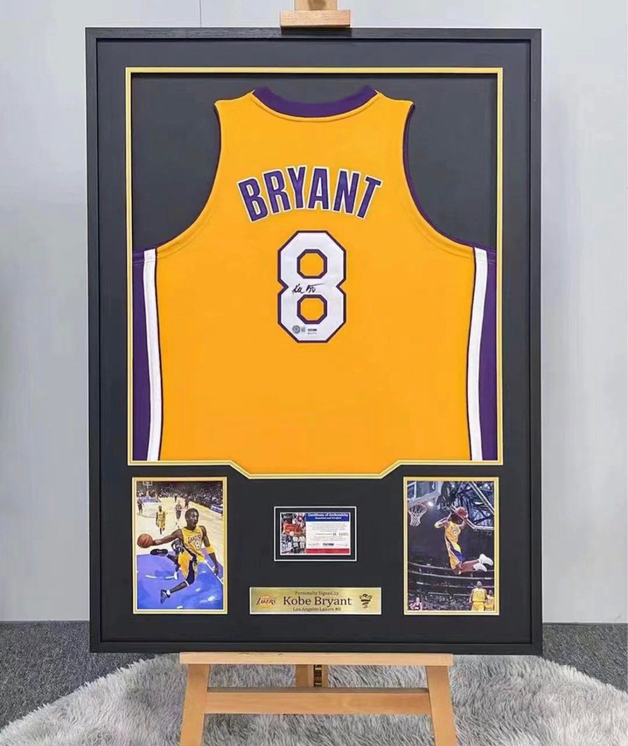 Signature Collectibles KOBE BRYANT AUTOGRAPHED HAND SIGNED YELLOW LA LAKERS  JERSEY