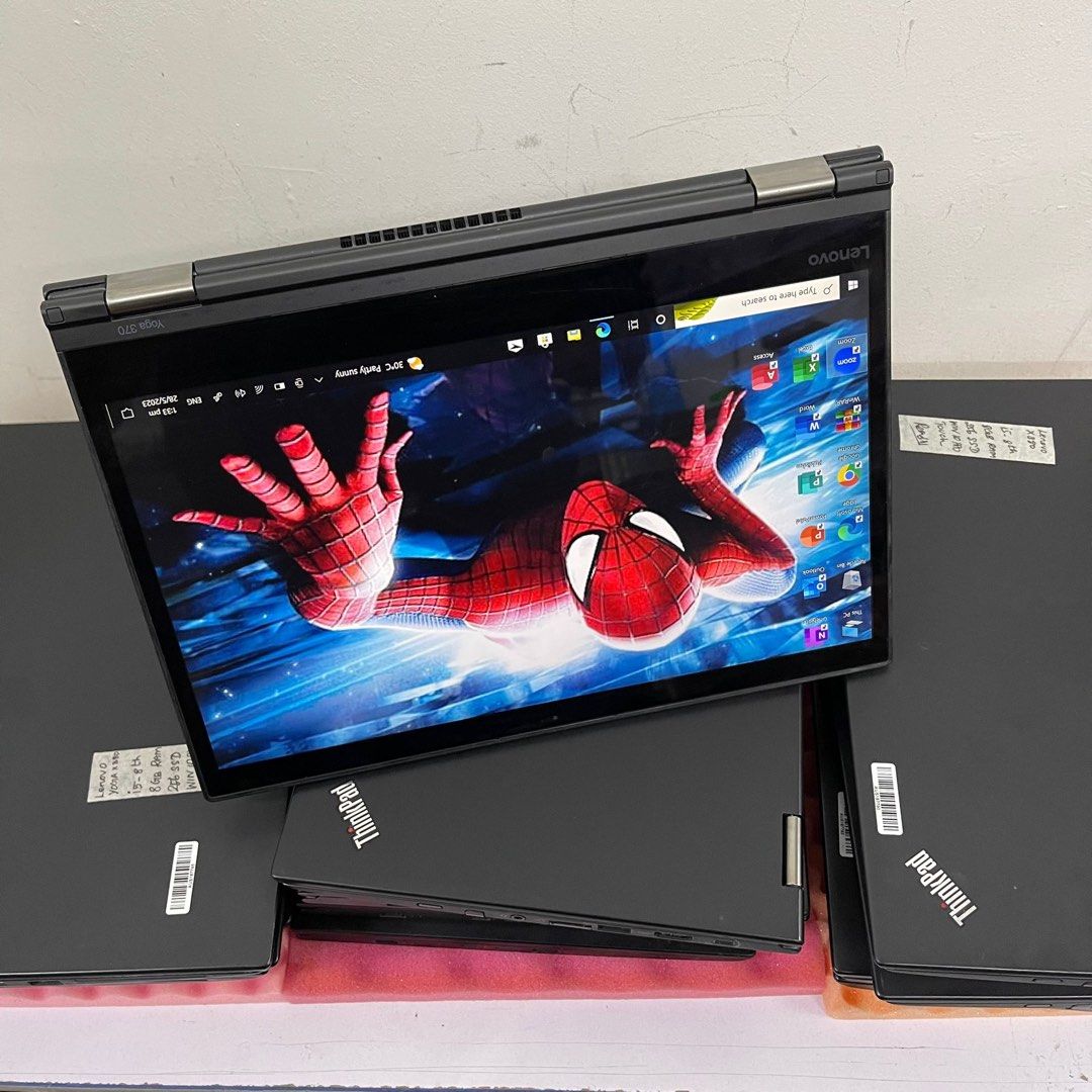 Lenovo Thinkpad can rotate Yoga 380 Touchscreen intel core i58th Gen 8GB RAM 256GB windows 10