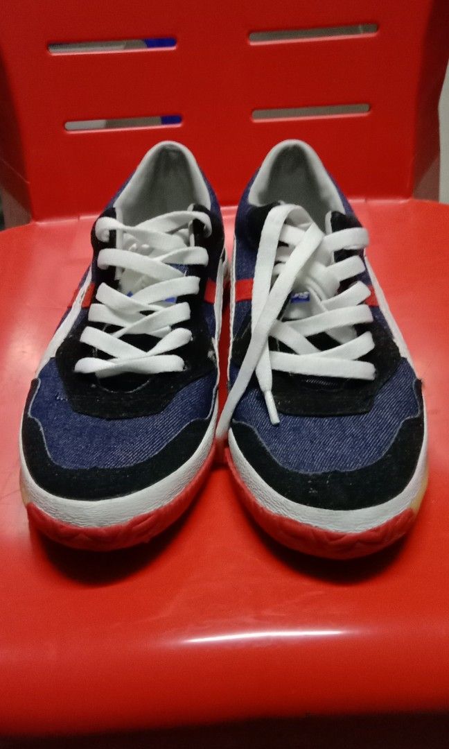 LEOSTAR, Men's Fashion, Footwear, Sneakers on Carousell