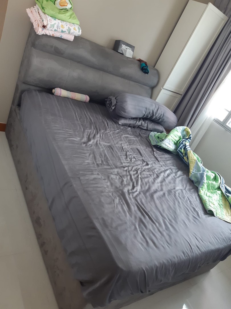 Maxcoil Storage Queen Size Bed frame, Furniture & Home Living