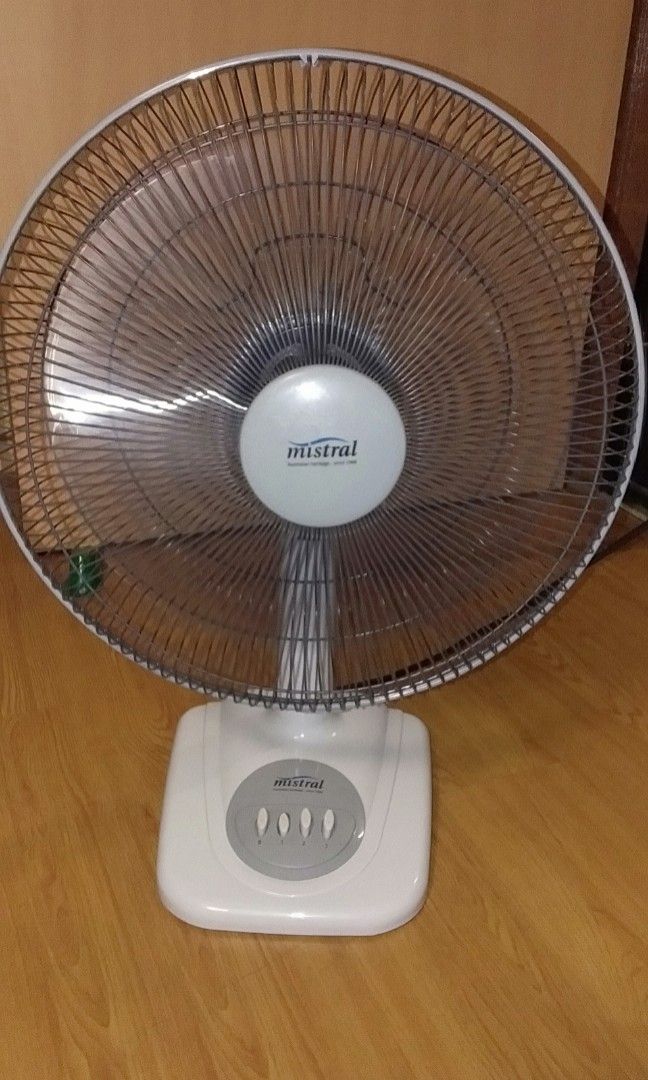 Mistral 16" table Fan, Furniture & Home Living, Lighting & Fans, Fans
