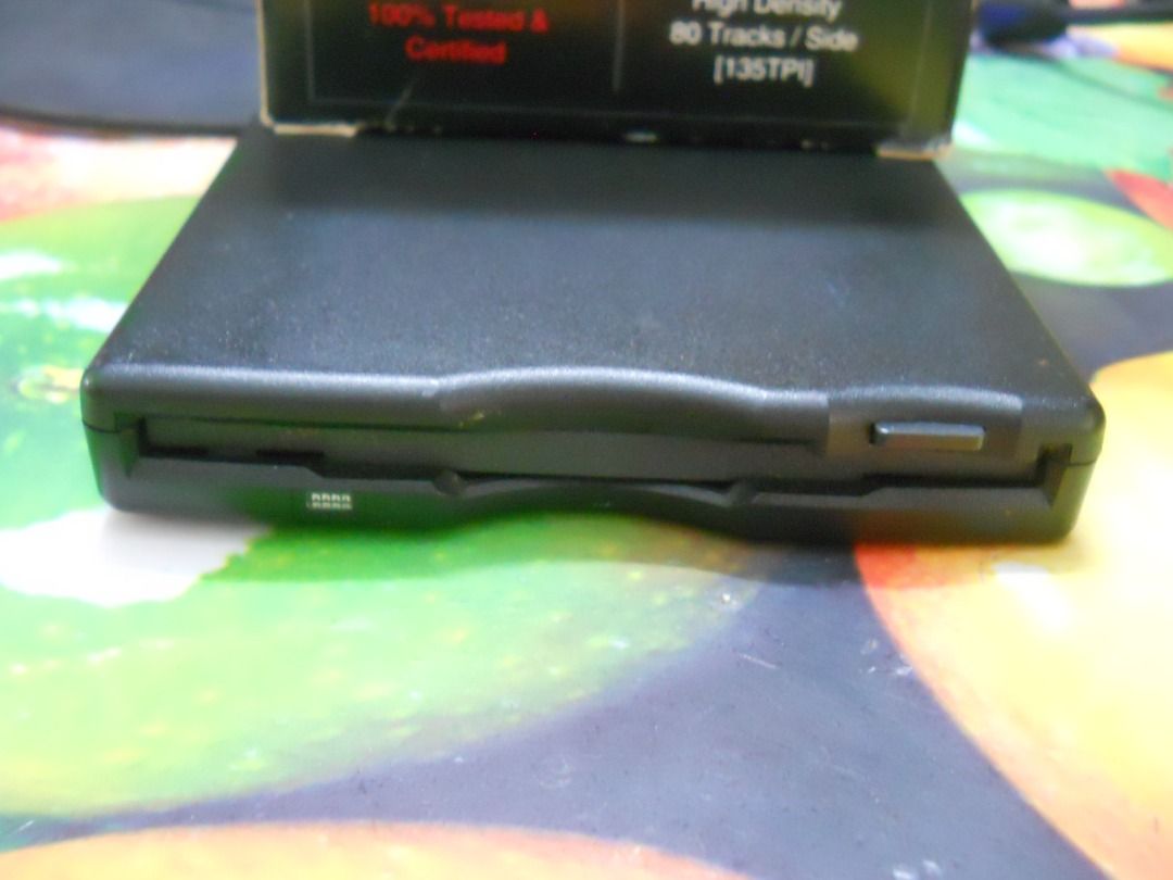 MITSUMI USB Portable Floppy Disk Drive & DATAplus 2HD 1.44mb diskettes