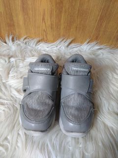 New balance shoes size 26