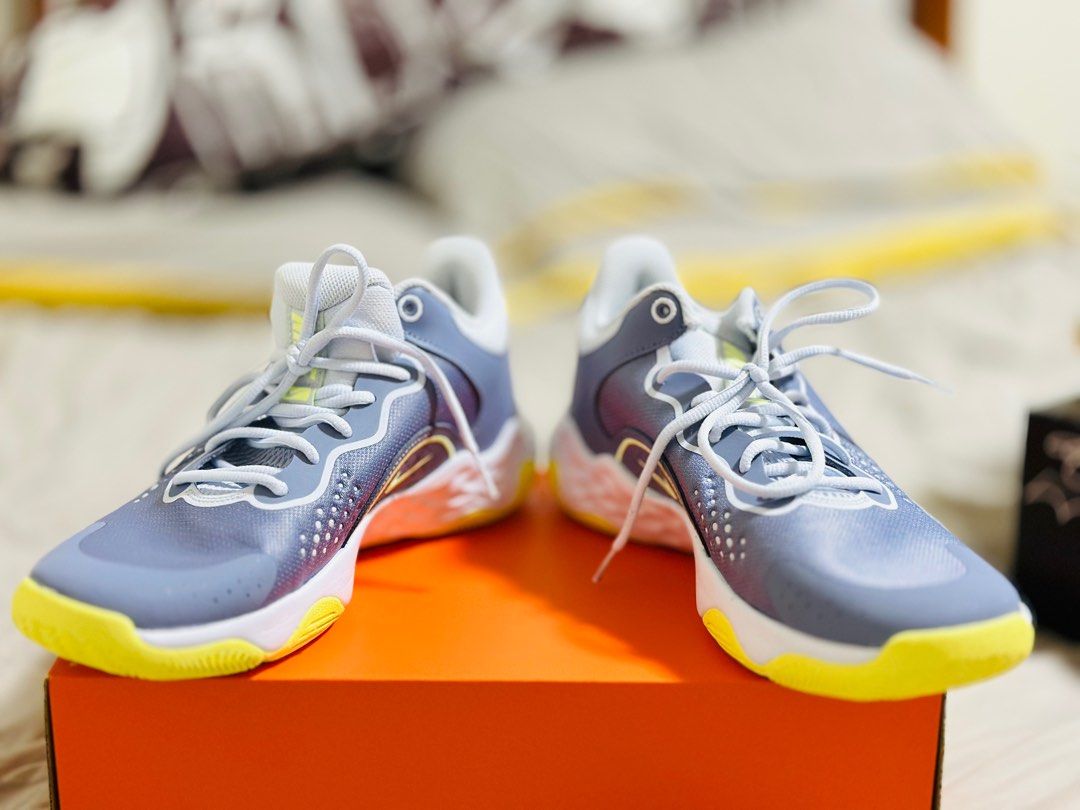 Curry deals 6 mid