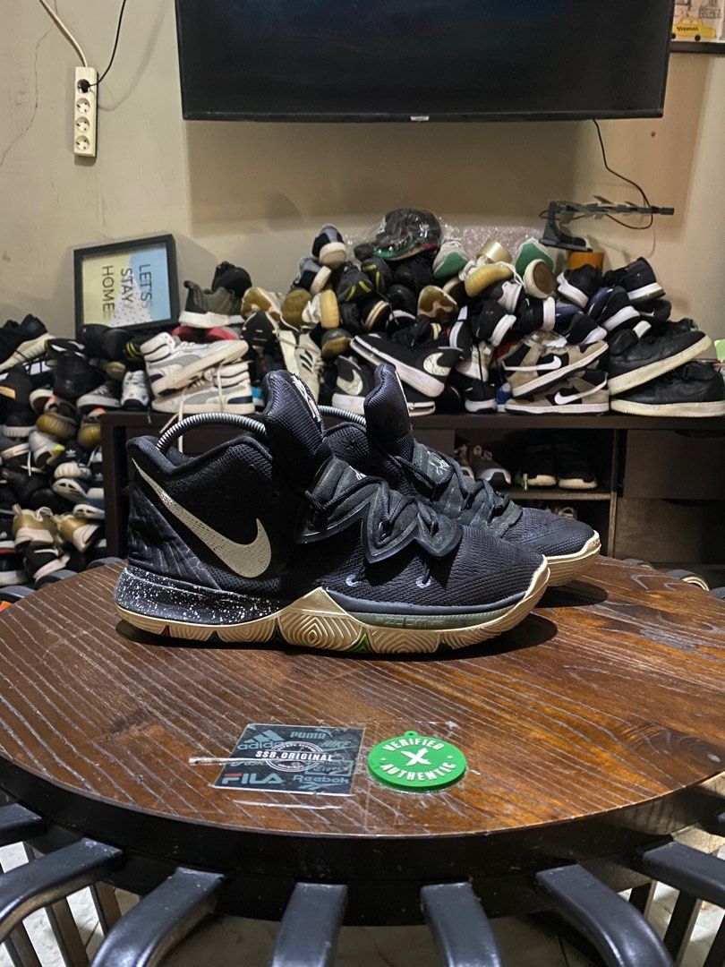 Kyrie 6s discount black magic