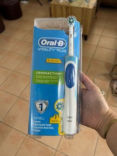 Oral b electric toothbrush