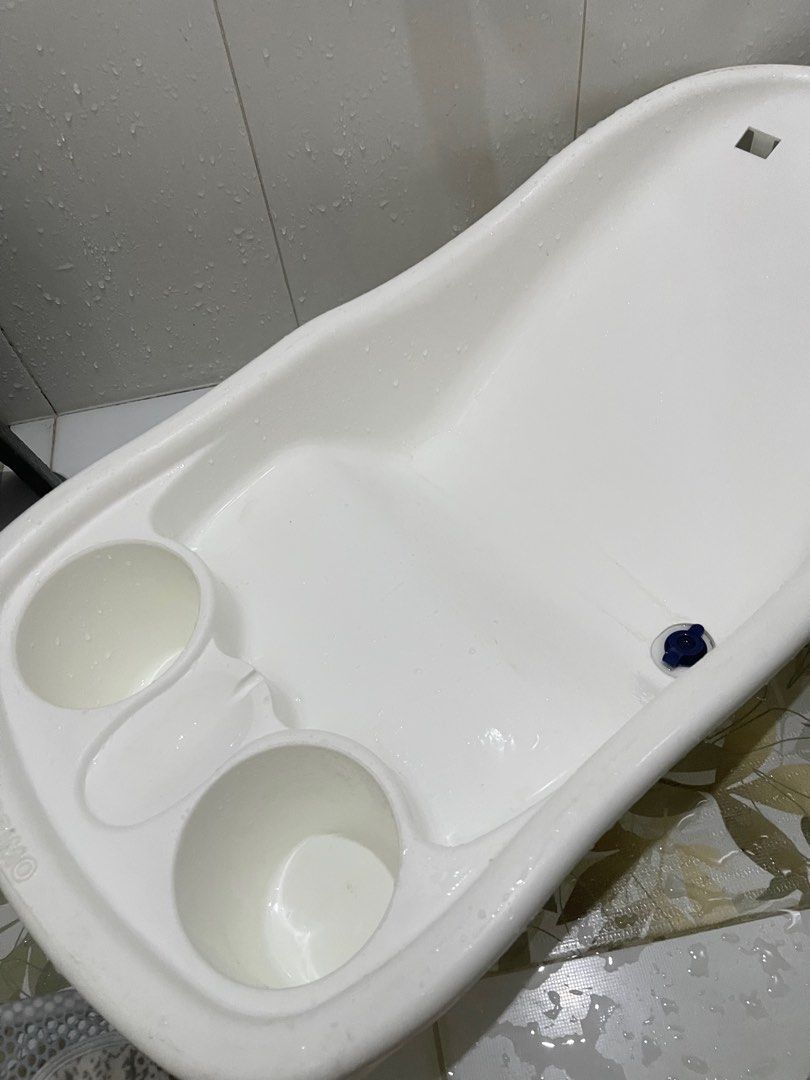 Primo brand baby bath tub and net preloved on Carousell