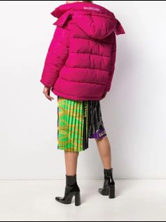 （分類：）位於 。 由 sumsumama 提交（商品編號 1234557884，圖片 1）。簡介： 。