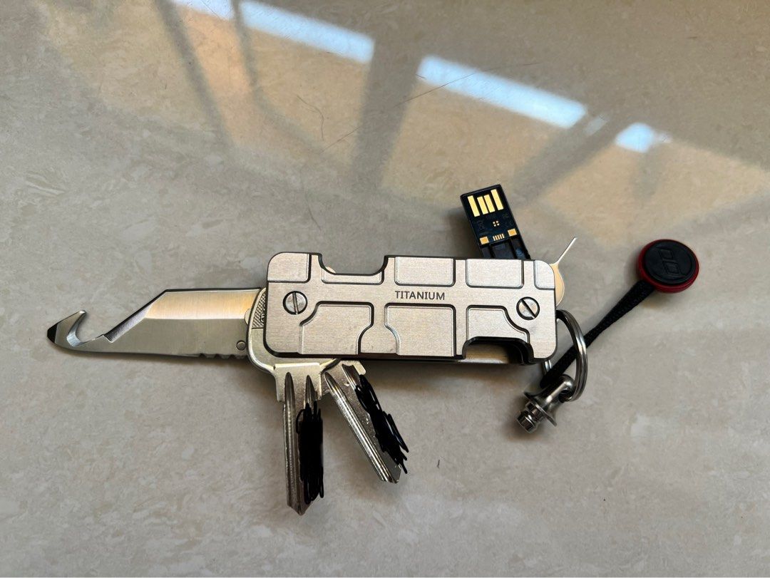 The Revolver - Titanium EDC Screwdriver(Rare Titanium EDC The Revolver - Titanium EDC Screwdriver(Rare Titanium EDC