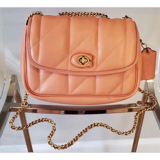 (Category: ) located in . Submitted by shopper.gallery (Listing ID 1234518355, Image 1). Description: .