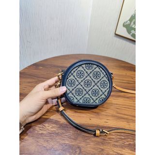 (Category: ) located in . Submitted by shopper.gallery (Listing ID 1234509594, Image 1). Description: .