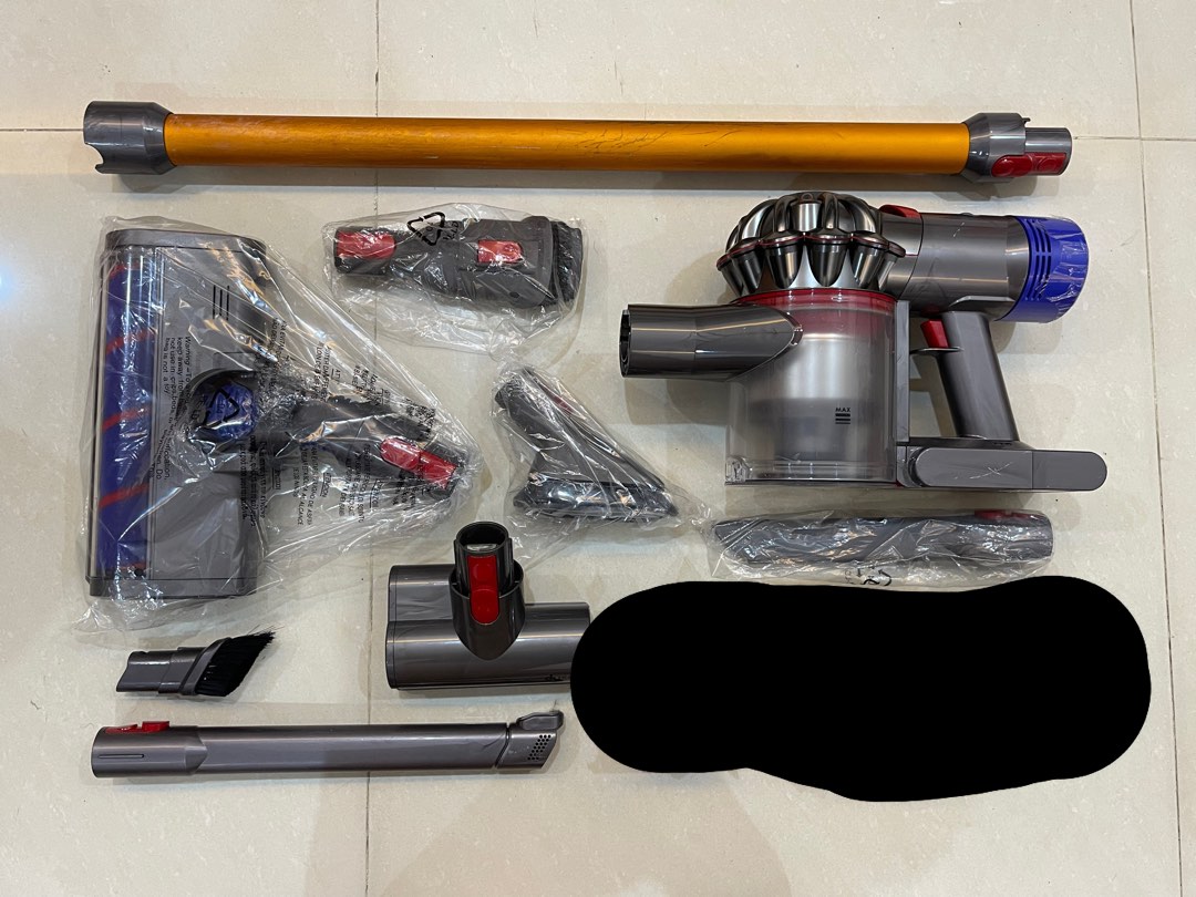 Refurb Dyson V8 Fluffy cordless vacuum, TV & Home Appliances, Vacuum