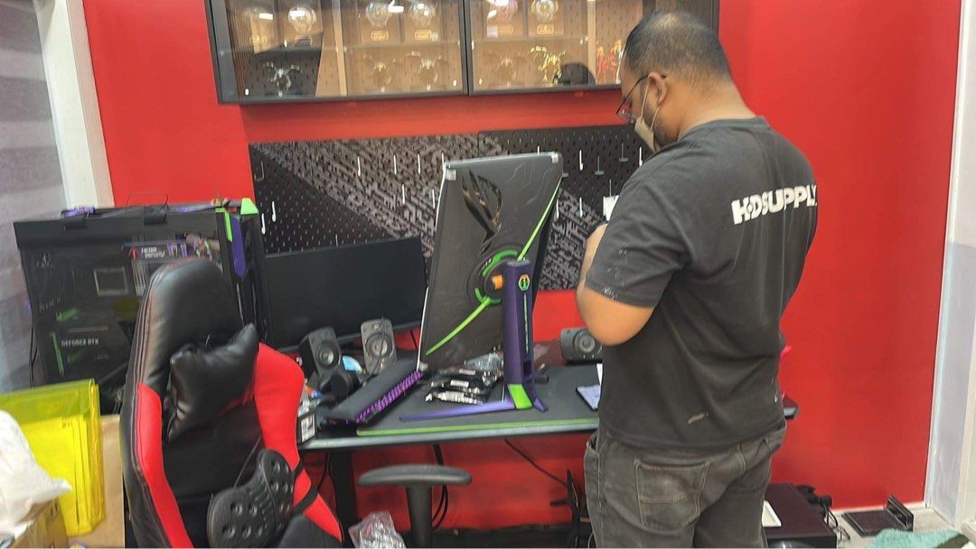 Rog strix xg27aqm eva 270hz (Category: Monitor Screens) located in Manila. Submitted by accountingwizard (Listing ID 1234450752, Image 3). Description: Bought from it world (56k) - under warranty - Almost new - Complete box everything .