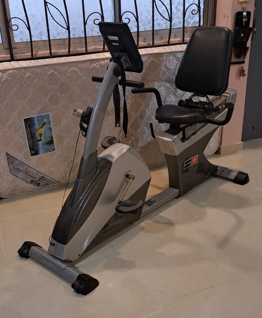Seated best sale cycling machine