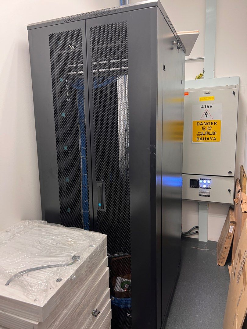 Server rack, Computers & Tech, Parts & Accessories, Other Accessories