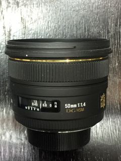 Sigma 50mm F1.4 Nikon F