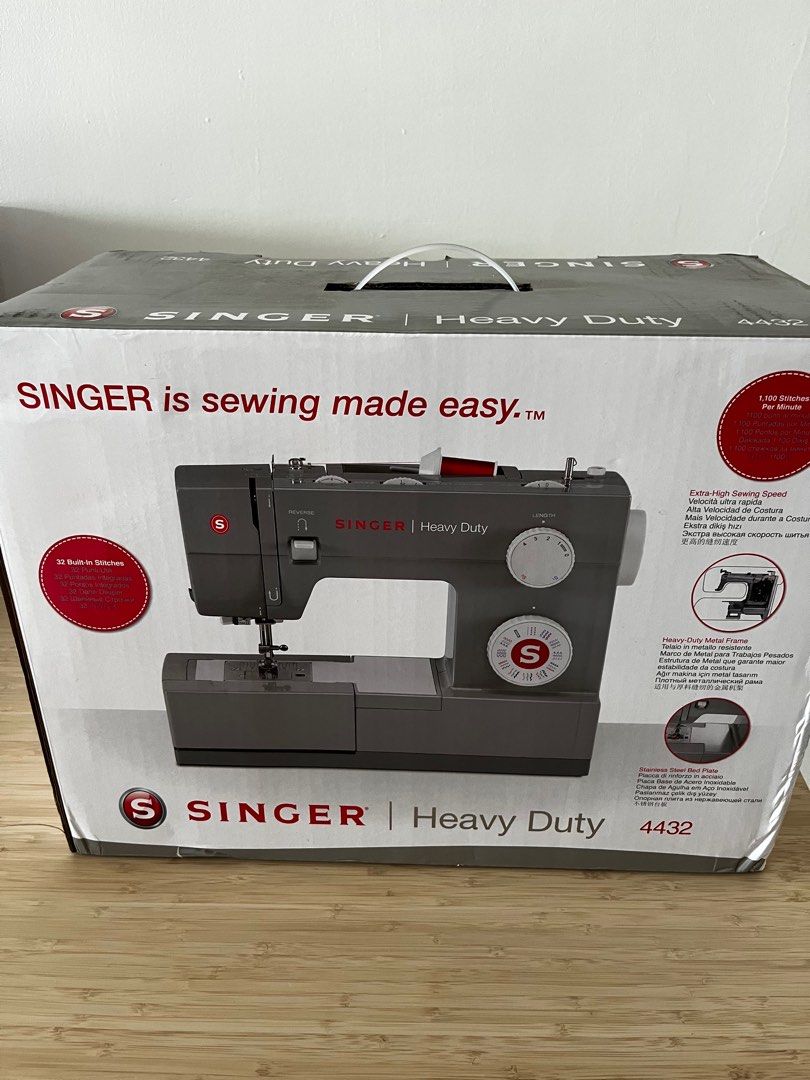 Singer Heavy Duty 4432 Sewing Machine, Hobbies & Toys, Stationery