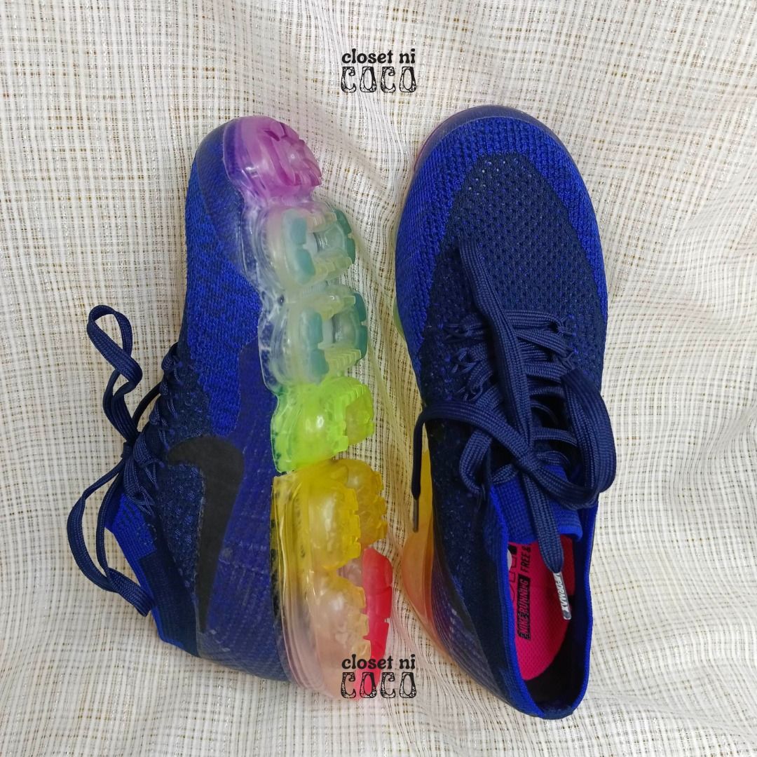 Nike vapormax store rainbow sole