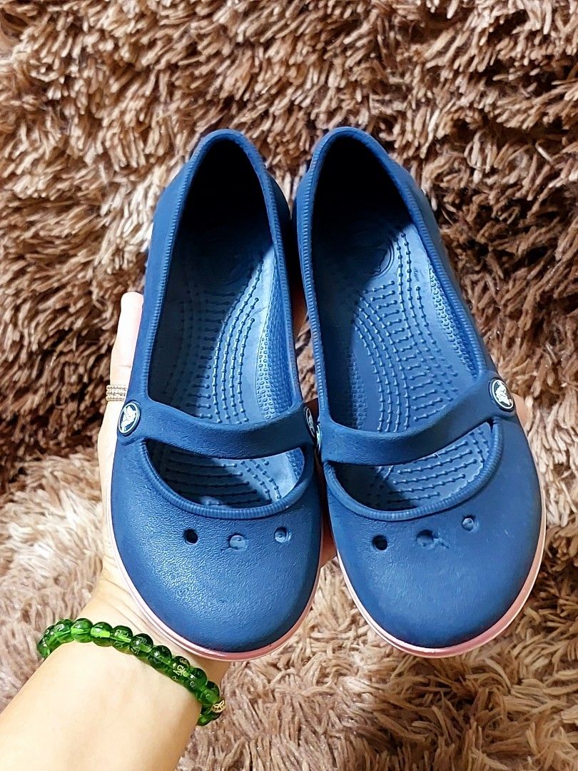 Size C11 17cm original preloved crocs for kids Babies Kids