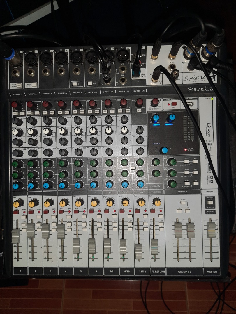 soundcraft signature 12 mtk mixer review