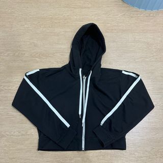 (Category: ) located in . Submitted by 6__nineteen (Listing ID 1234549801, Image 1). Description: .