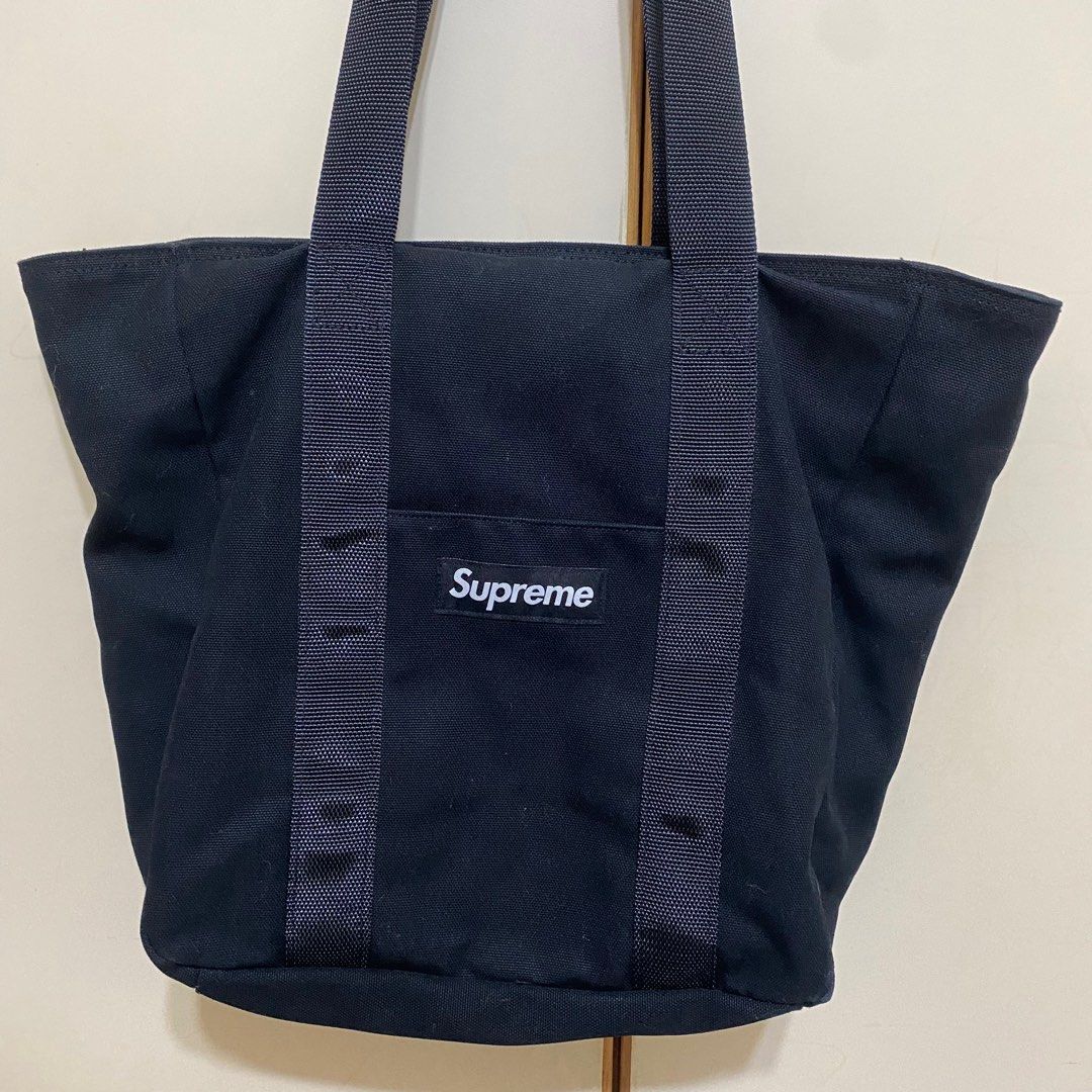 Supreme Canvas Tote - Black bag, 名牌, 手袋及銀包- Carousell