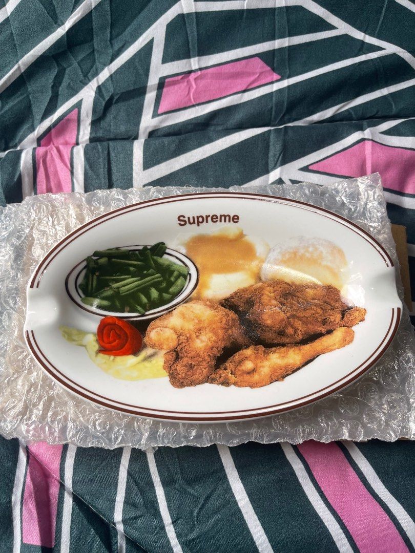 Supreme chicken discount dinner ashtray