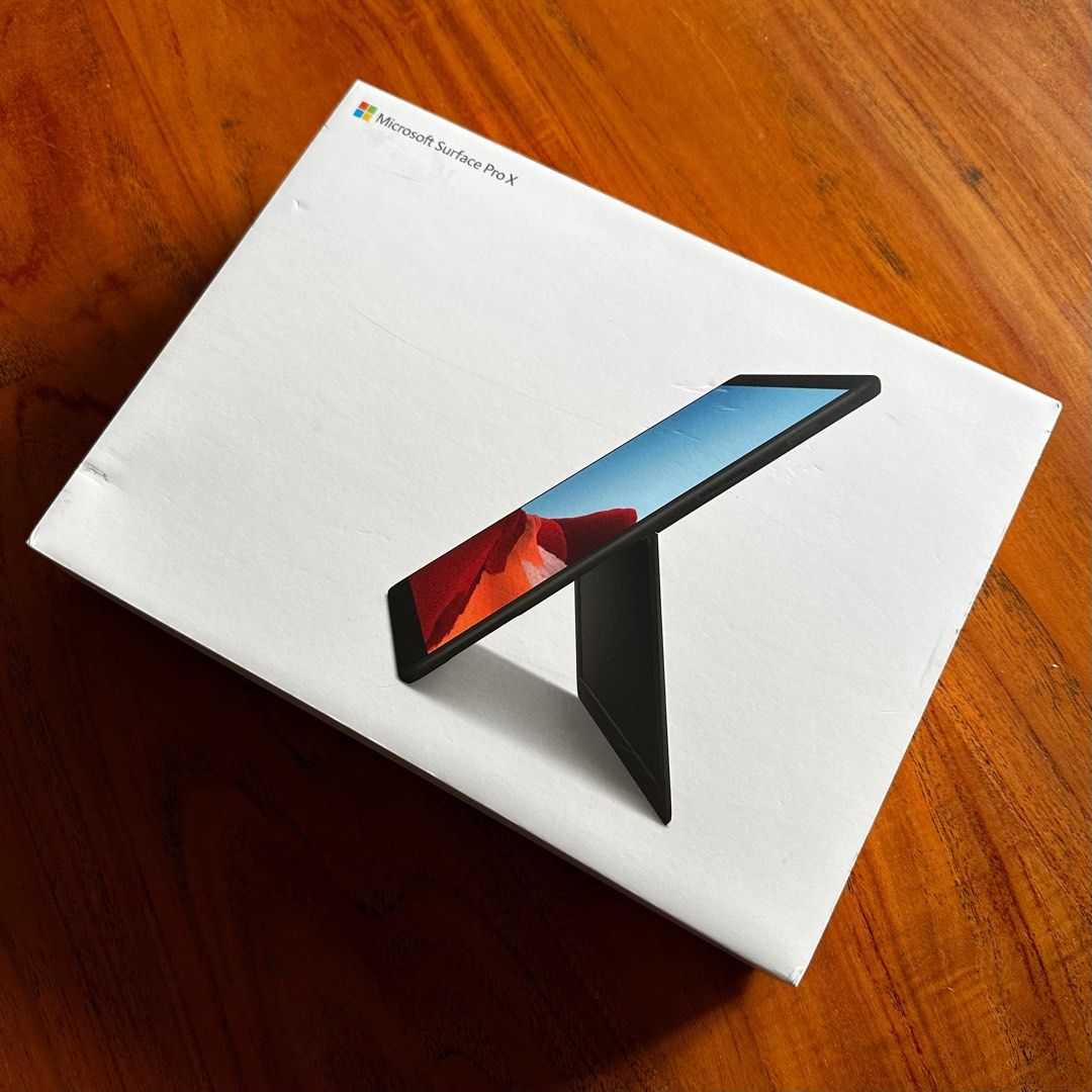 The thinnest Microsoft surface device ARM64 Surface Pro X SQ1 16GB