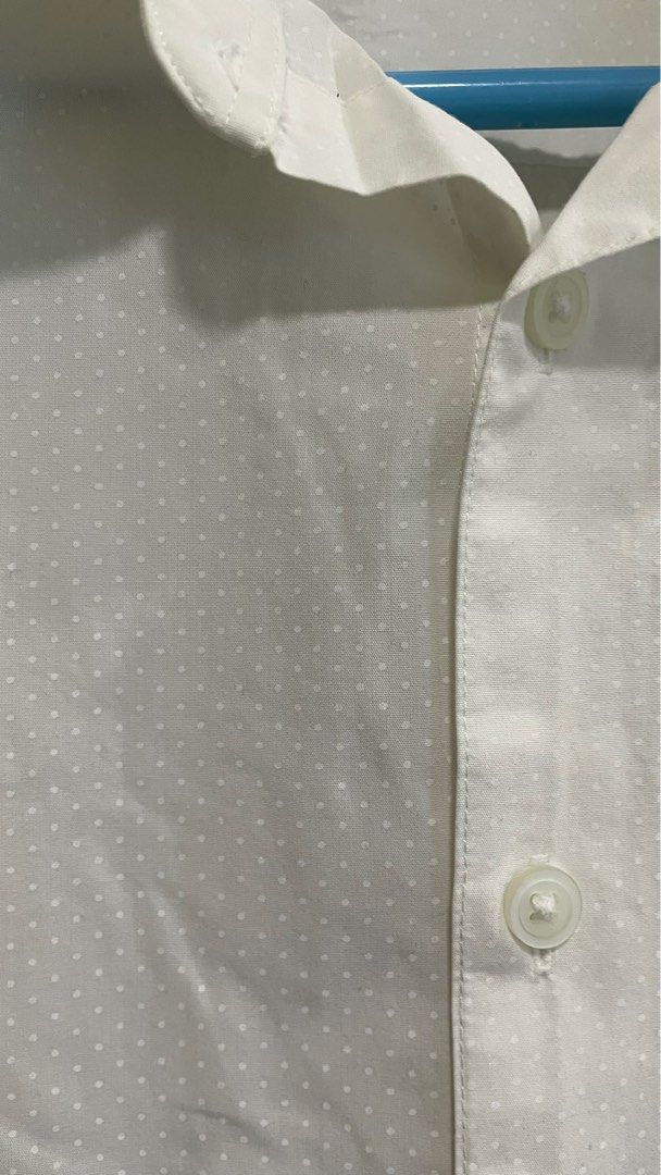 Topman White Longsleeve Button Down Polo (Category: Formal Shirts) located in Antipolo. Submitted by patsconcep (Listing ID 1234497831, Image 2). Description: Topman white longsleeve button down polo with polkadot pattern Lightly used No issues just needs wash Size M slim fit W21 L29.5.