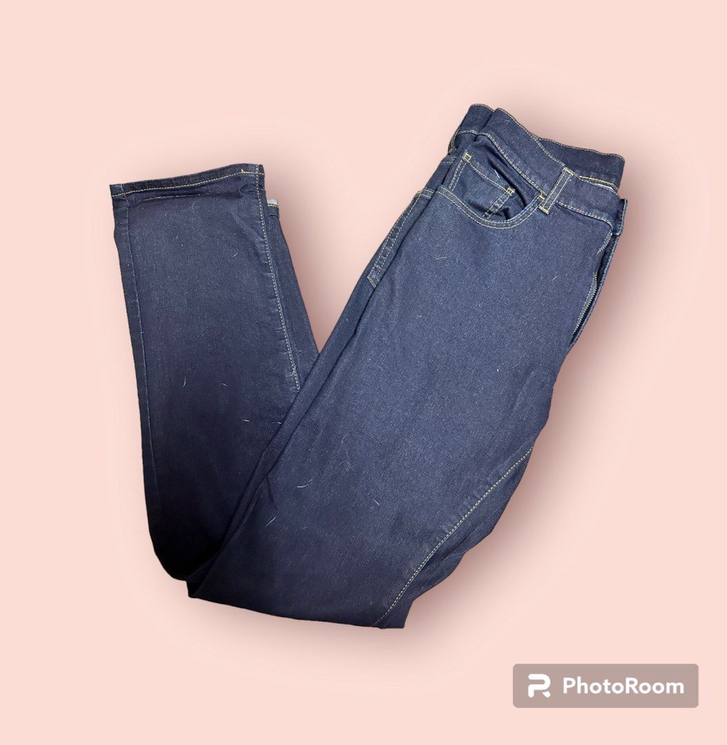 Uniqlo Dark Blue Stretch Jeans (Category: Jeans) located in Davao. Submitted by nomadfits (Listing ID 1234455886, Image 2). Description: Brand: Uniqlo Tag Size: 4 (29-30) Fits: 30 Condition: Lightly Used RFS: Decluttering ** SF will be shouldered by buyer.