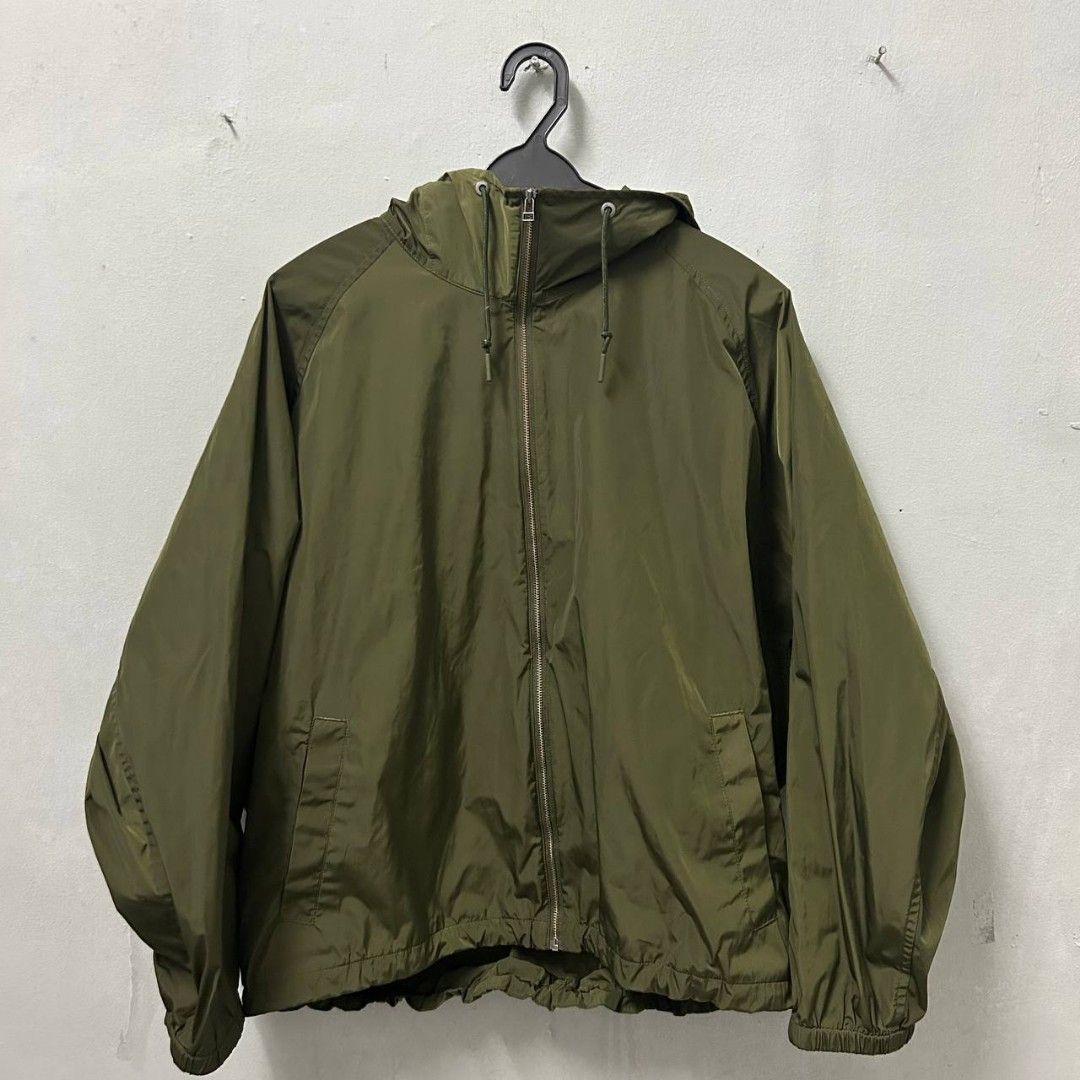 Uniqlo hiking jacket top