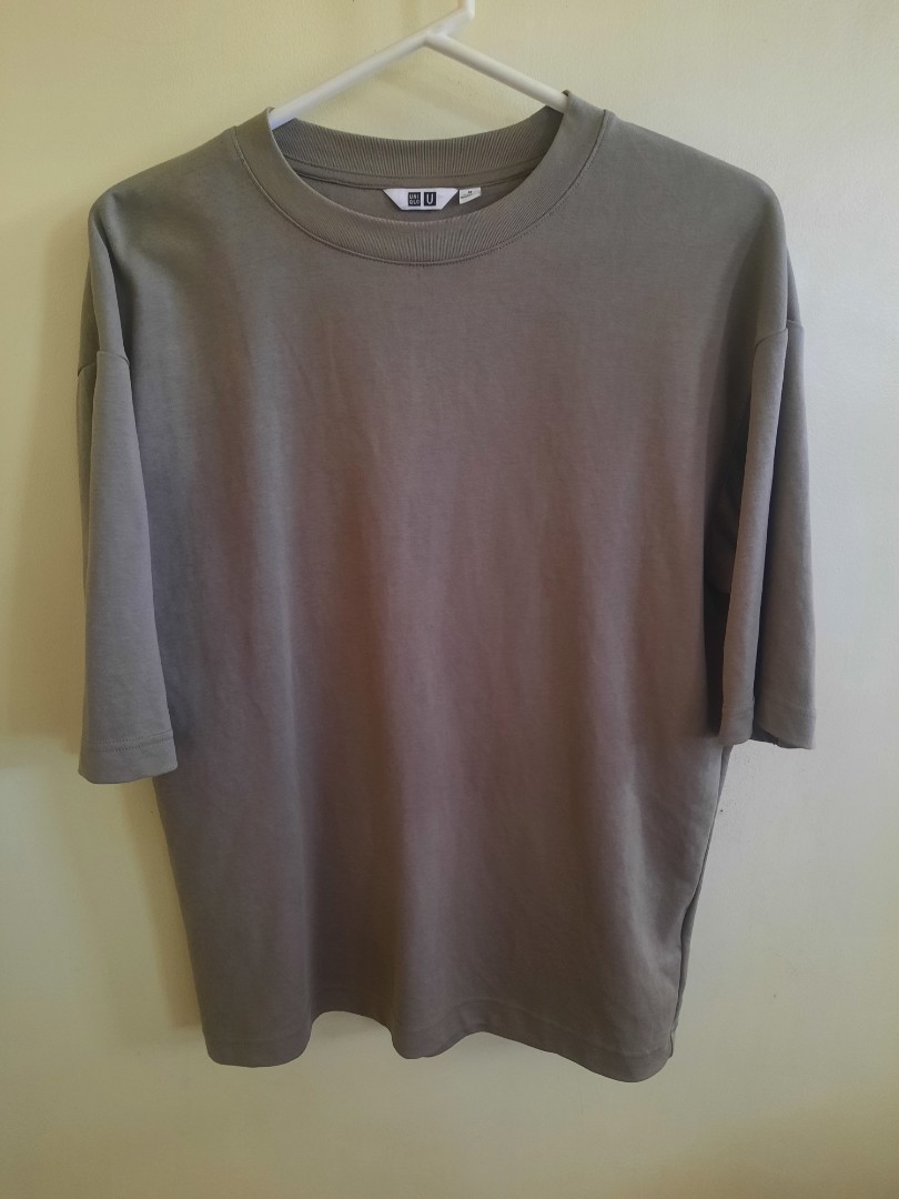 Uniqlo olive green airism boxy shirt on Carousell