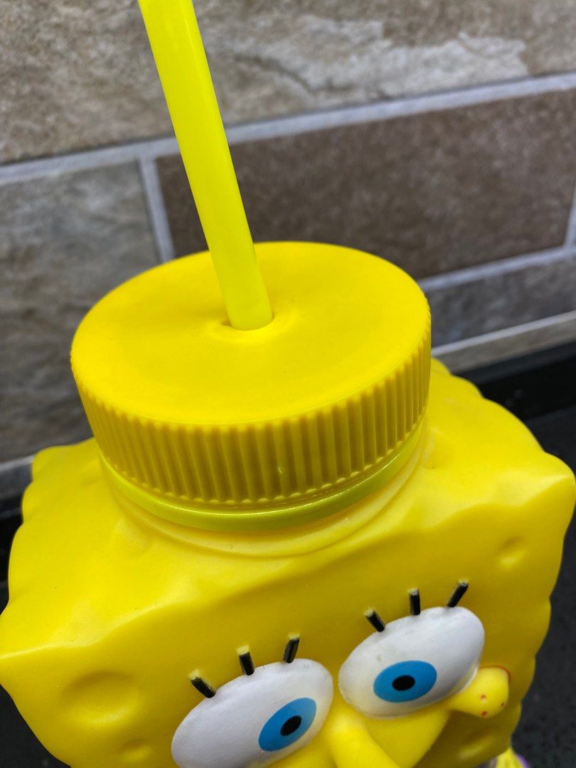 Spongebob Squarepants Universal Studios Parks 32oz Water Bottle