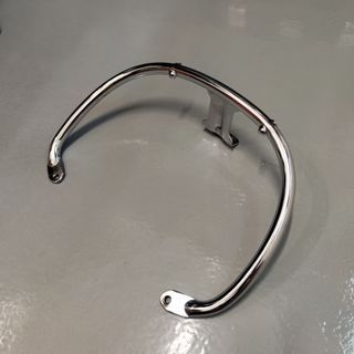 Vespa GTS grab bar