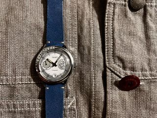 （分類：）位於 。 由 vintage_watch_bros 提交（商品編號 1234600982，圖片 1）。簡介： 。