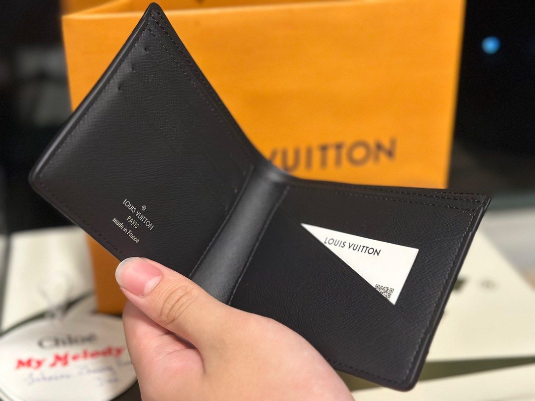 WTS Louis Vuitton mens multiple wallet