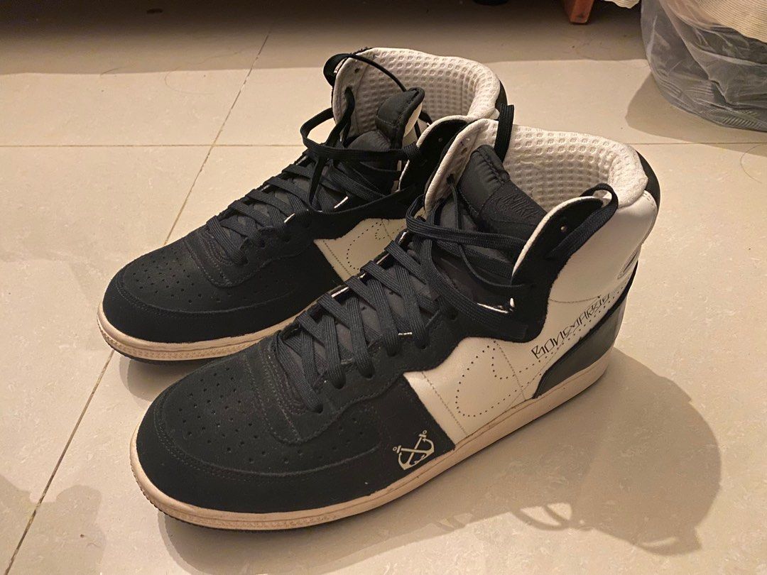 stussy dunks on feet