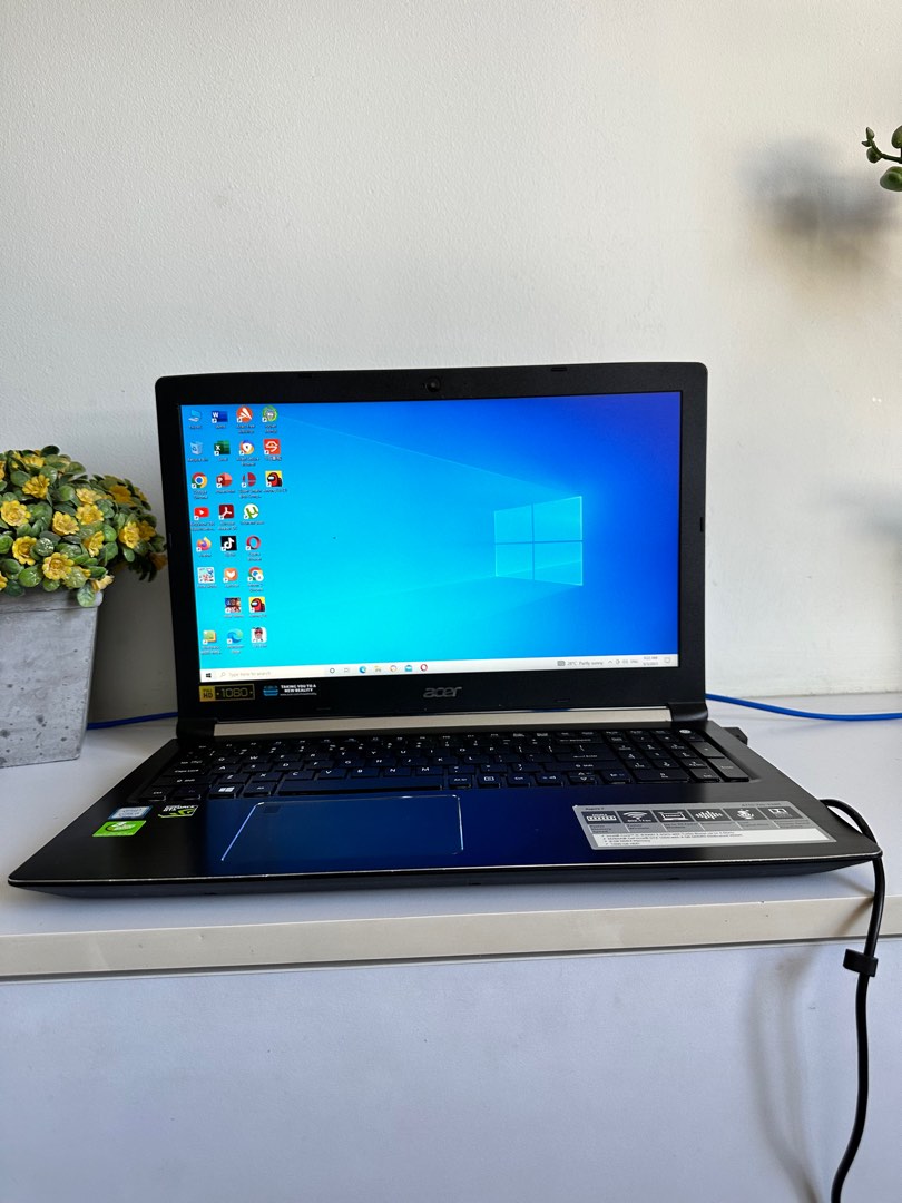 Acer Gaming High end laptop core i58th gen 8gb ram 256gb ssd+1tb