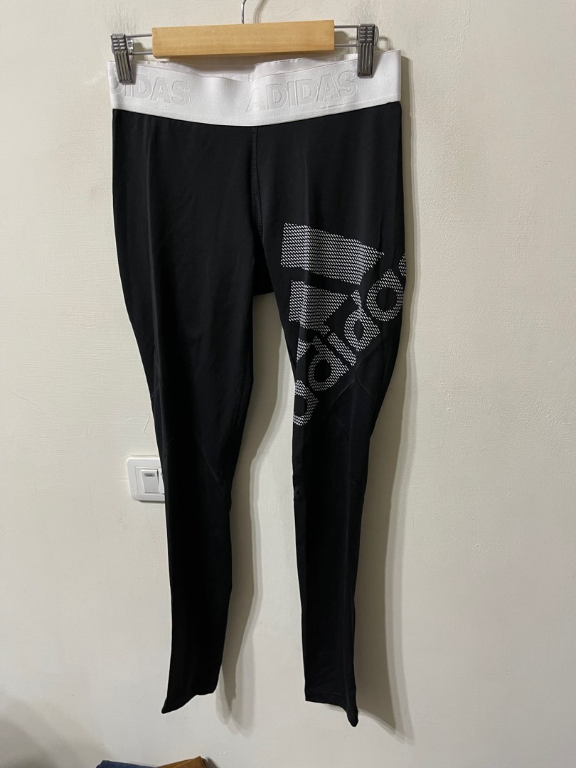Dh4437 adidas top