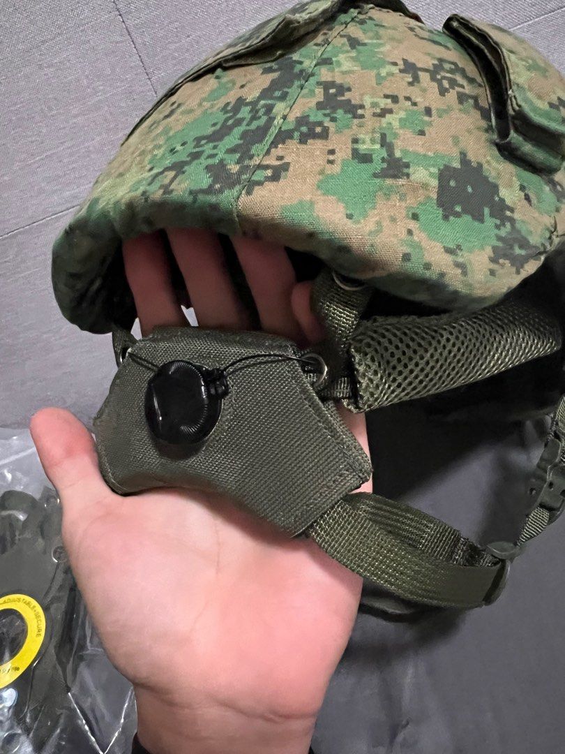 Adjustable Helmet strap for SAF helmets, Sports Equipment, Other Sports