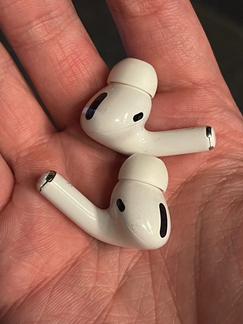 Airpods earbuds only 2025